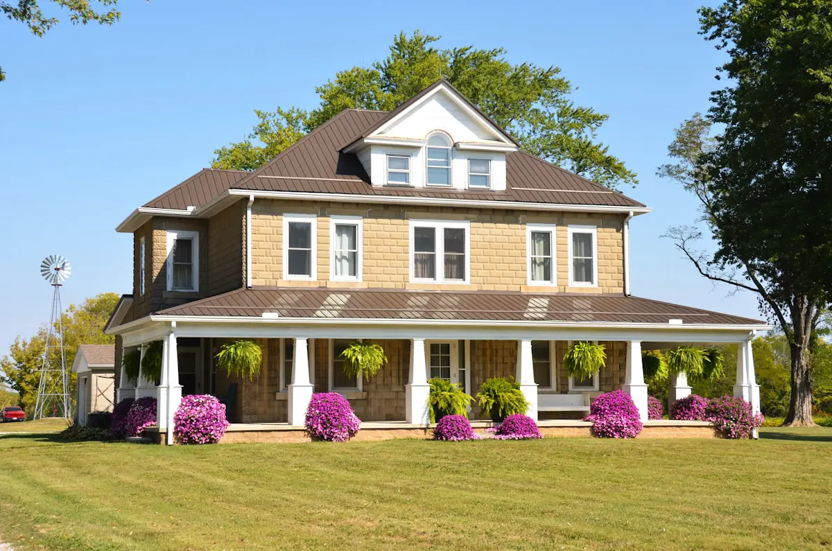 Personal reach modern marketing for Southeast Texas homes